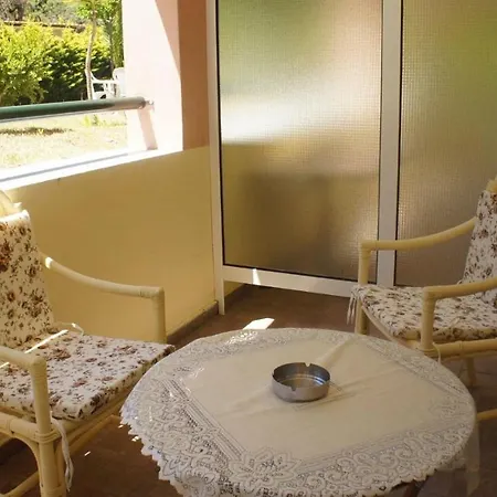 Vila Mersinis Apartahotel Neos Marmaras