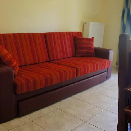 Vila Mersinis Neos Marmaras